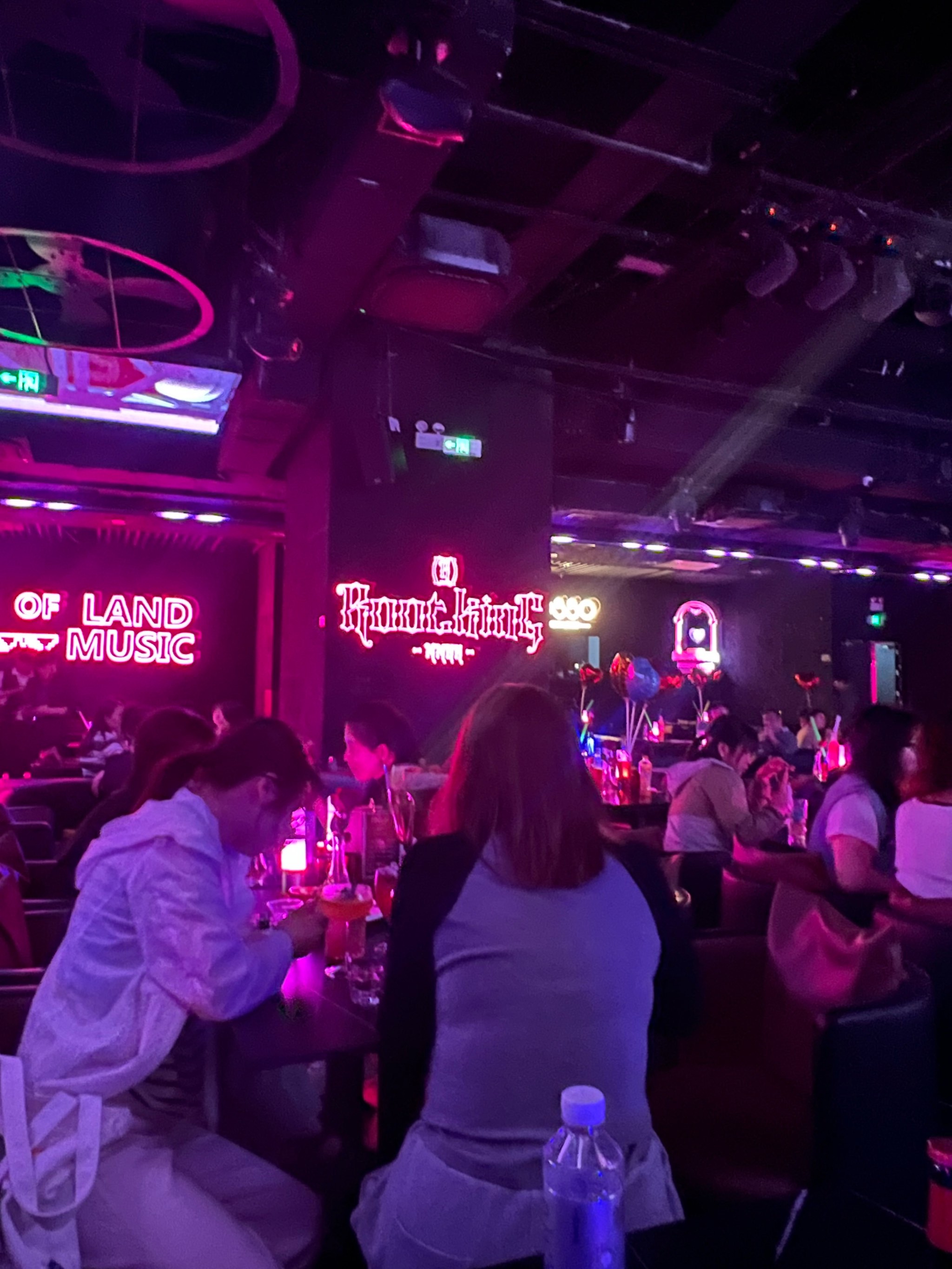 杭州商务ktv一小时多少钱-余杭区ktv预定