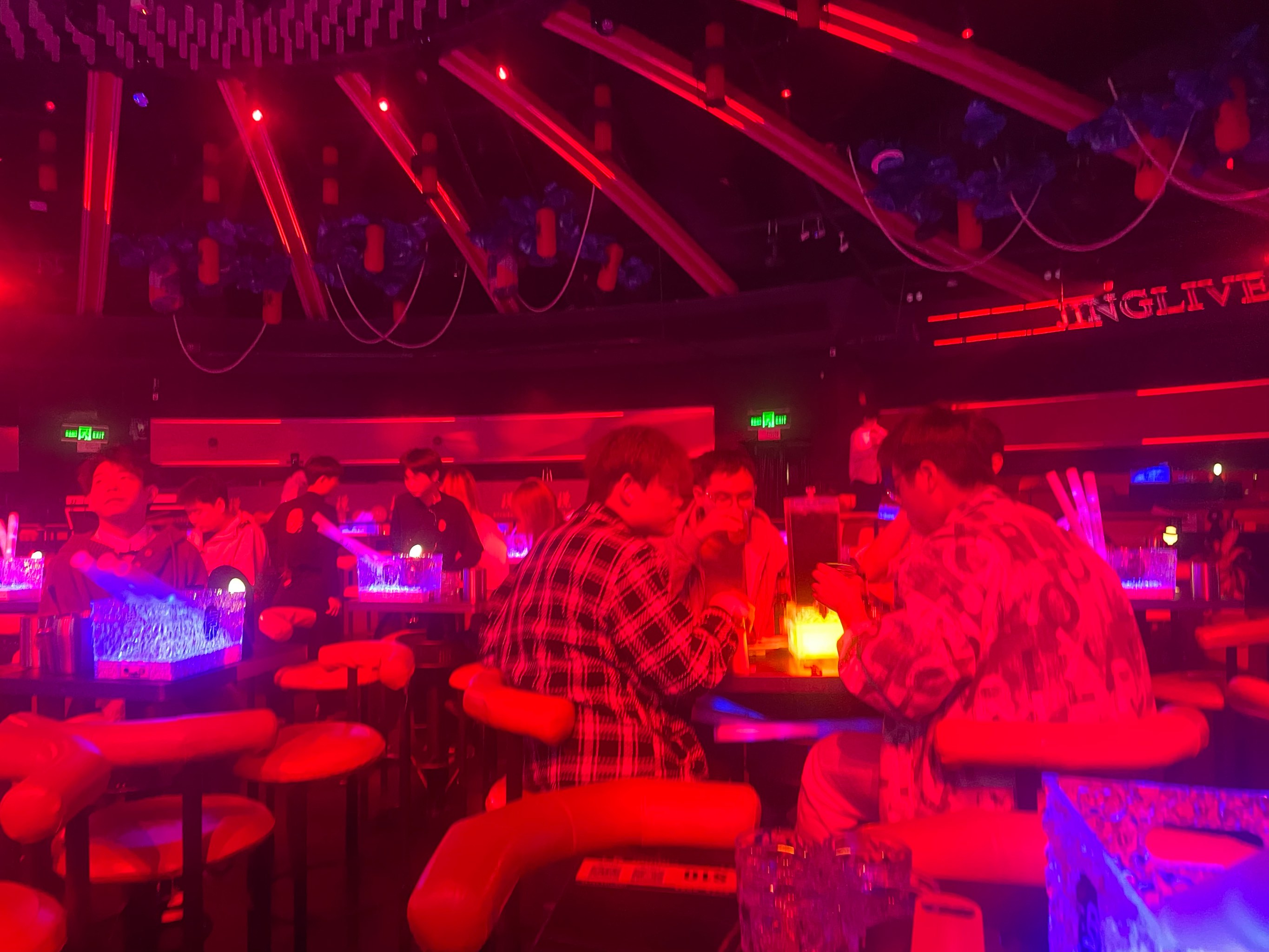 杭州商务KTV计时攻略-西湖区ktv预定